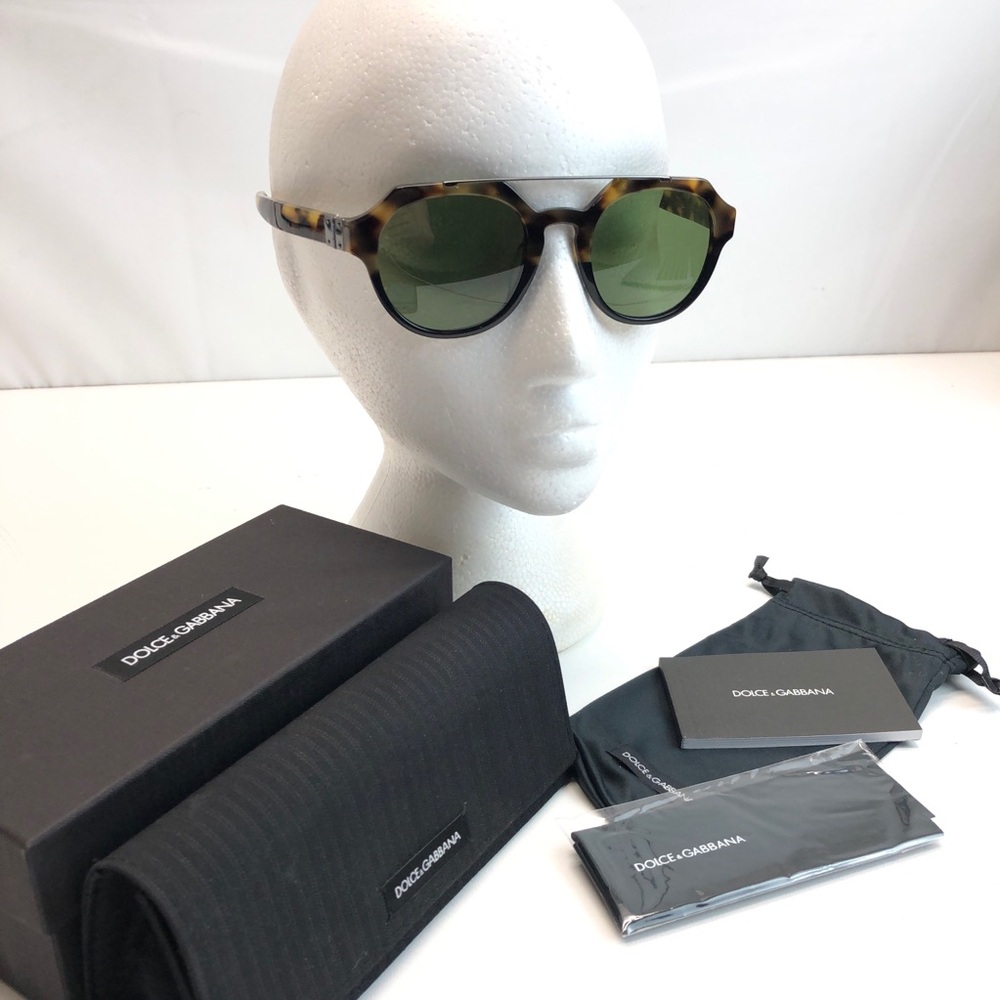 Brand New in Box D&G Designer Sunglasses with Full Packaging